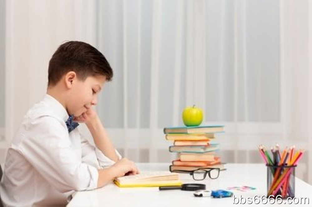这个看你学什么专业了如果文案好的话可以去平台发发文案-第2张图片-好推首码网