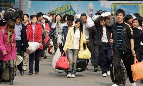 项目首码网e318：除了进厂做螺丝，做这4种生意赚的钱不比打工少-第1张图片-好推首码网