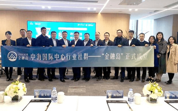 东莞一中职学生借助学校电子商务人才孵化基地现学现卖-第2张图片-好推首码网