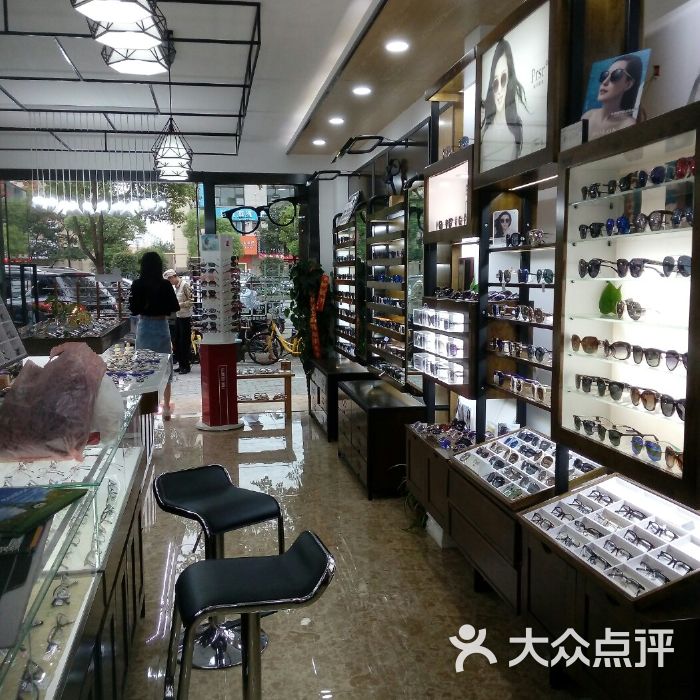 一个43岁的人，不想进厂打工，身上只有1000元本金！