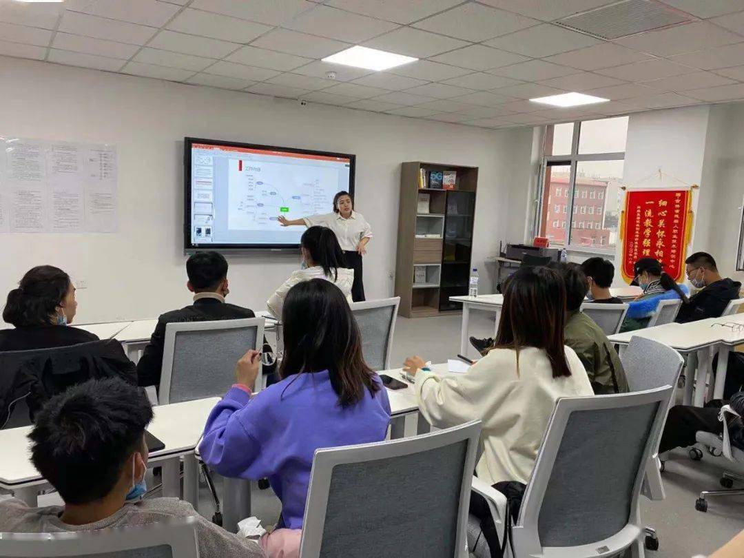 芙蓉区人社局举办“网络创业培训班”活动-第2张图片-好推首码网