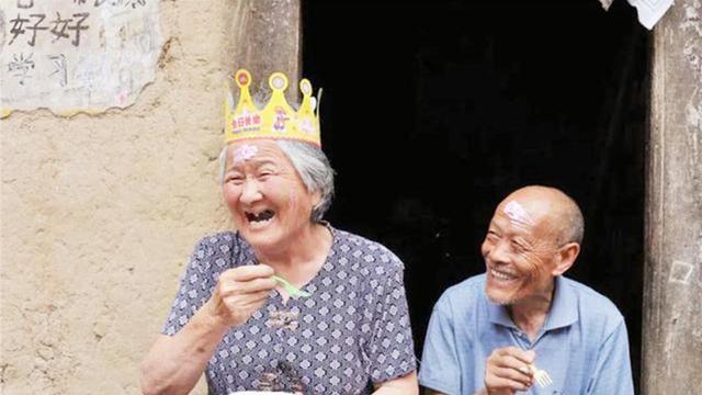 55 岁中老年人失业提前退休别怕，2、3 千块钱小生意助你开启人生第二春-第2张图片-好推首码网