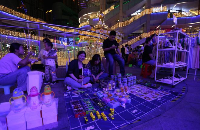 小本创业到底是开实体店好还是先从摆地摊做起-第1张图片-好推首码网