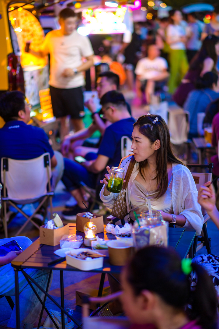 小本创业到底是开实体店好还是先从摆地摊做起-第2张图片-好推首码网